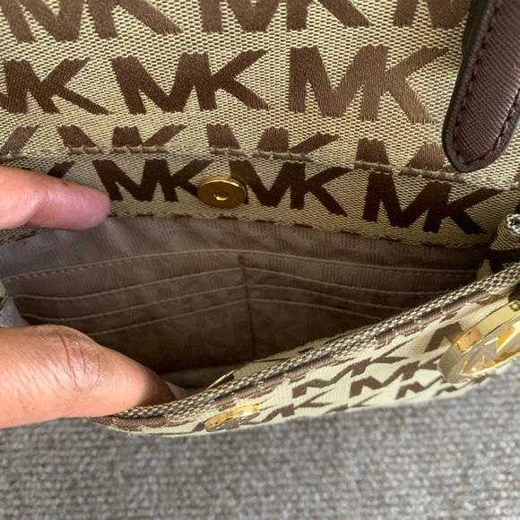 Michae Kors medium canvas tote bag - Picture 4 of 15